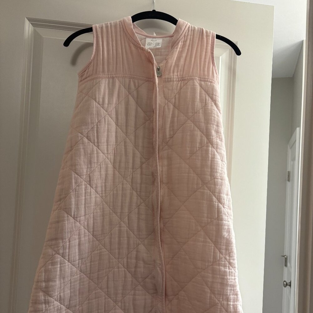 little unicorn quilted sleep sack EUC (XL)